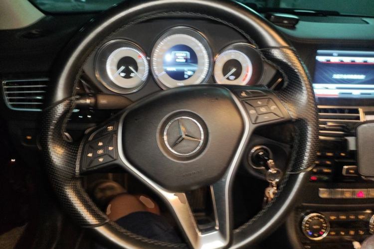 Used Mercedes-Benz CLS 2012 CLS 300 CGI Steering Wheel