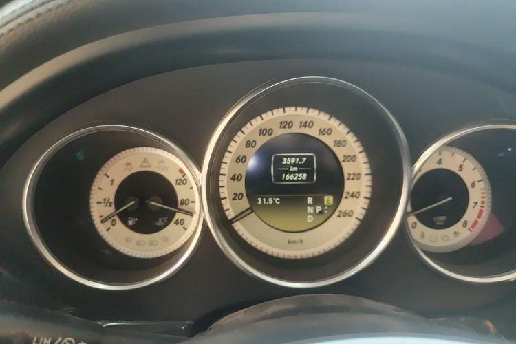 Used Mercedes-Benz CLS 2012 CLS 300 CGI Instrument Cluster