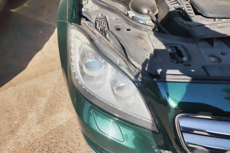 Used Mercedes-Benz CLS 2012 CLS 300 CGI Right Front Headlight