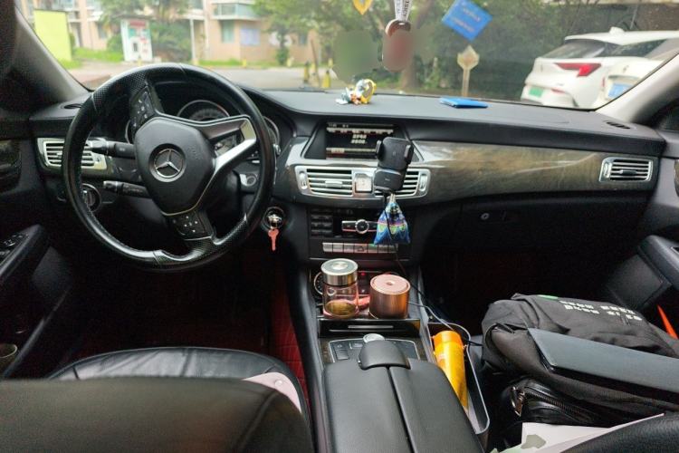 Used Mercedes-Benz CLS 2012 CLS 300 CGI Center Console