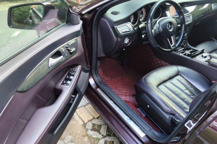 Used Mercedes-Benz CLS 2012 CLS 300 CGI Driver Seat