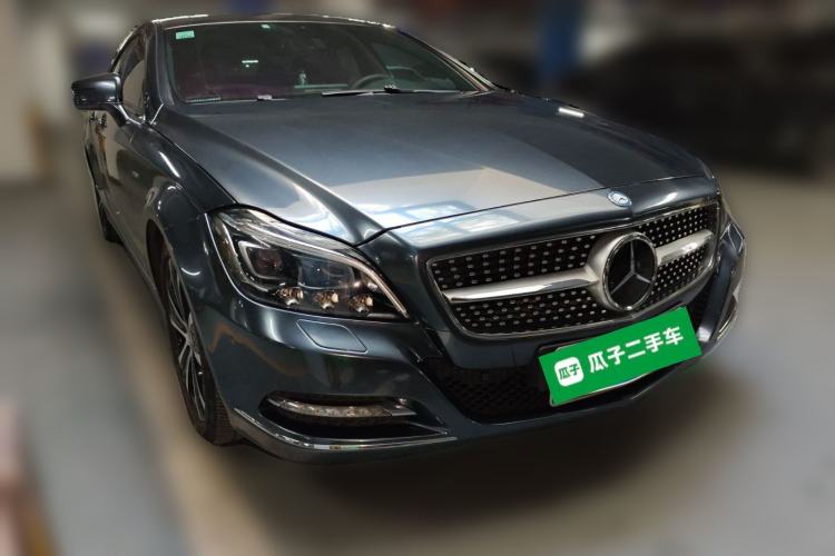 Used Mercedes-Benz CLS 2012 CLS 300 CGI Front Right 45 Deg