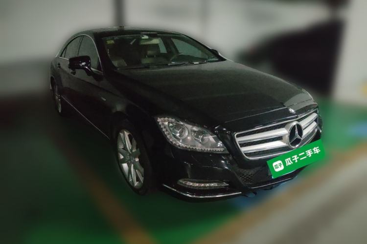 Used Mercedes-Benz CLS 2012 CLS 300 CGI Front Right 45 Deg