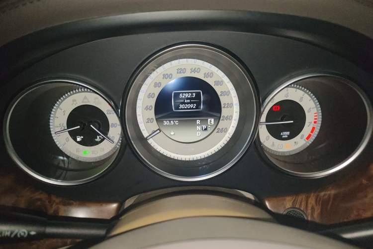 Used Mercedes-Benz CLS 2012 CLS 300 CGI Instrument Cluster