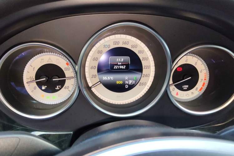 Used Mercedes-Benz CLS 2012 CLS 300 CGI Instrument Cluster