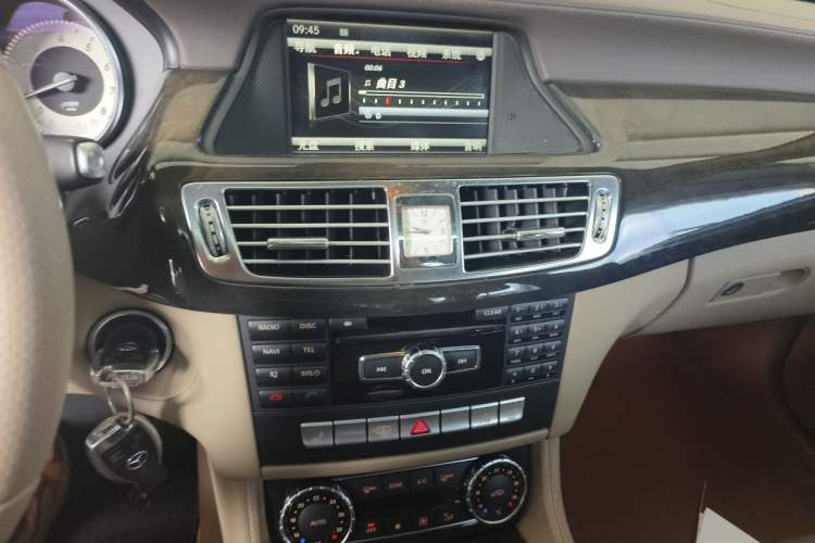 Used Mercedes-Benz CLS 2012 CLS 300 CGI Audio And AC Panel