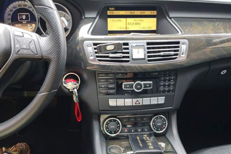Used Mercedes-Benz CLS 2012 CLS 300 CGI Audio And AC Panel