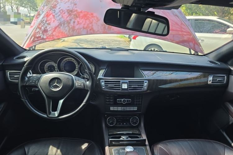 Used Mercedes-Benz CLS 2012 CLS 300 CGI Center Console
