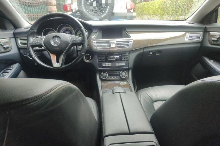 Used Mercedes-Benz CLS 2012 CLS 300 CGI Center Console
