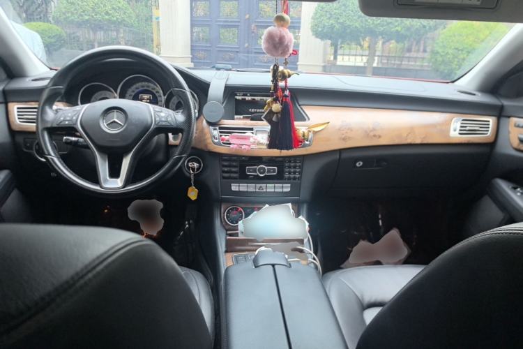 Used Mercedes-Benz CLS 2012 CLS 300 CGI Center Console