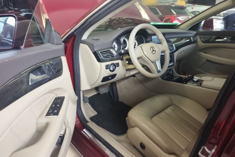 Used Mercedes-Benz CLS 2012 CLS 300 CGI Driver Seat
