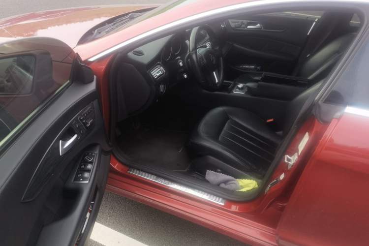 Used Mercedes-Benz CLS 2012 CLS 300 CGI Driver Seat