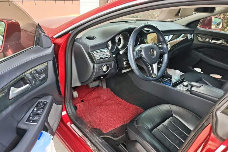Used Mercedes-Benz CLS 2012 CLS 300 CGI Driver Seat