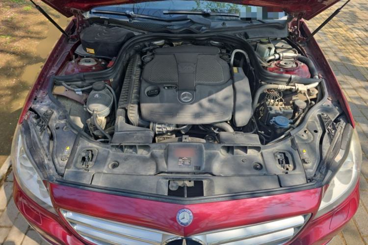 Used Mercedes-Benz CLS 2012 CLS 300 CGI Engine Bay