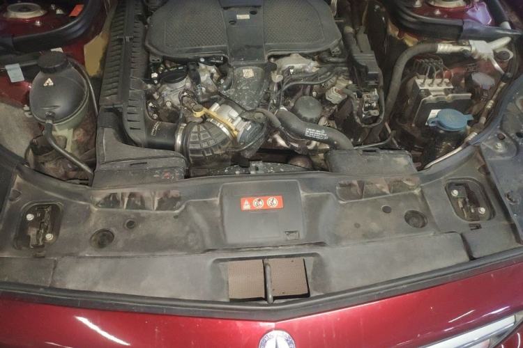 Used Mercedes-Benz CLS 2012 CLS 300 CGI Engine Bay