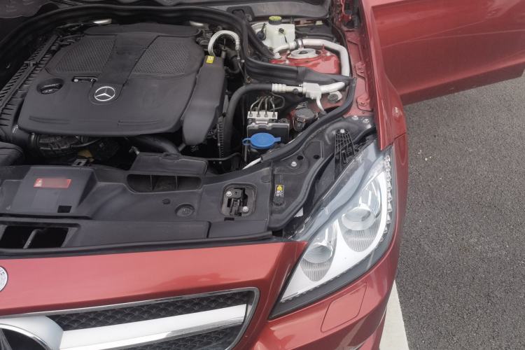 Used Mercedes-Benz CLS 2012 CLS 300 CGI Engine Bay Left