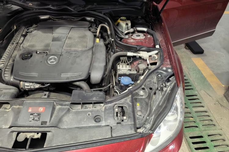 Used Mercedes-Benz CLS 2012 CLS 300 CGI Engine Bay Left