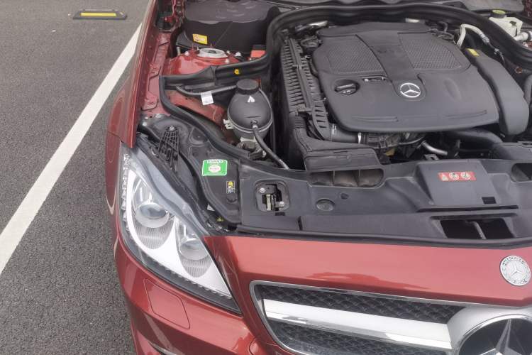 Used Mercedes-Benz CLS 2012 CLS 300 CGI Engine Bay Right