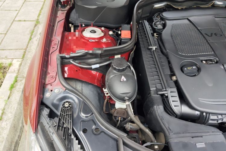 Used Mercedes-Benz CLS 2012 CLS 300 CGI Engine Bay Right