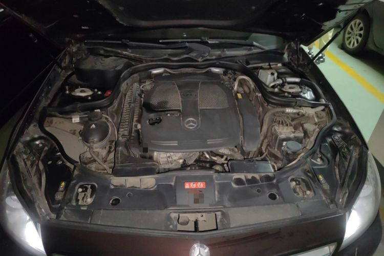 Used Mercedes-Benz CLS 2012 CLS 300 CGI Engine Bay