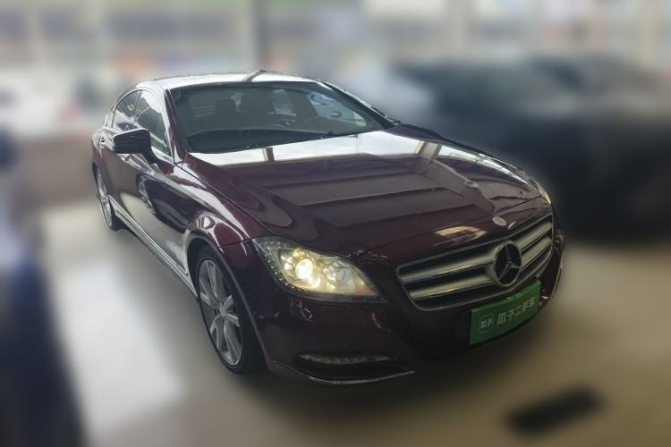 Used Mercedes-Benz CLS 2012 CLS 300 CGI Front Right 45 Deg