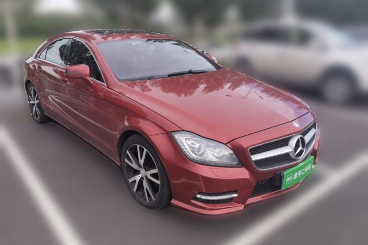 Used Mercedes-Benz CLS 2012 CLS 300 CGI Front Right 45 Deg