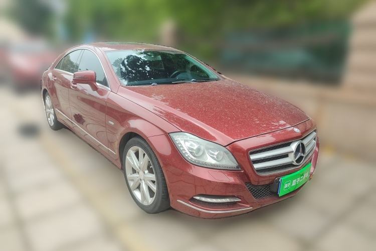 Used Mercedes-Benz CLS 2012 CLS 300 CGI Front Right 45 Deg