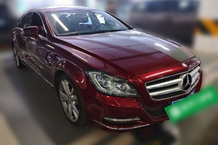 Used Mercedes-Benz CLS 2012 CLS 300 CGI Front Right 45 Deg