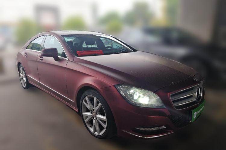 Used Mercedes-Benz CLS 2012 CLS 300 CGI Front Right 45 Deg