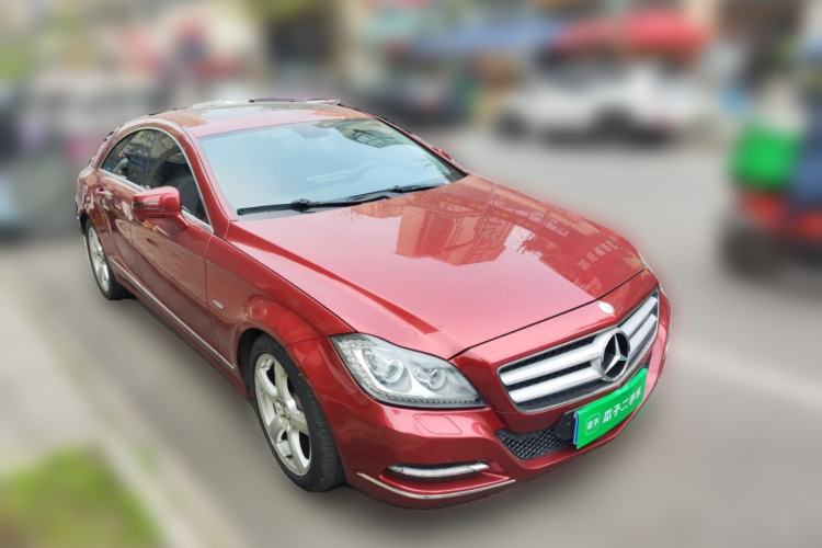 Used Mercedes-Benz CLS 2012 CLS 300 CGI Front Right 45 Deg