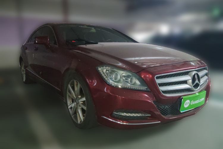 Used Mercedes-Benz CLS 2012 CLS 300 CGI Front Right 45 Deg