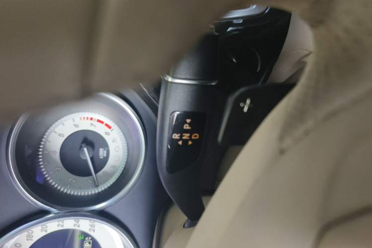 Used Mercedes-Benz CLS 2012 CLS 300 CGI Gear Lever