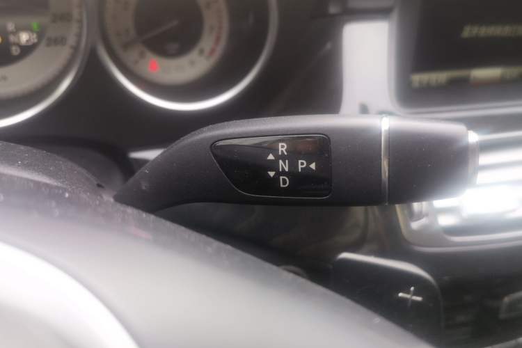 Used Mercedes-Benz CLS 2012 CLS 300 CGI Gear Lever