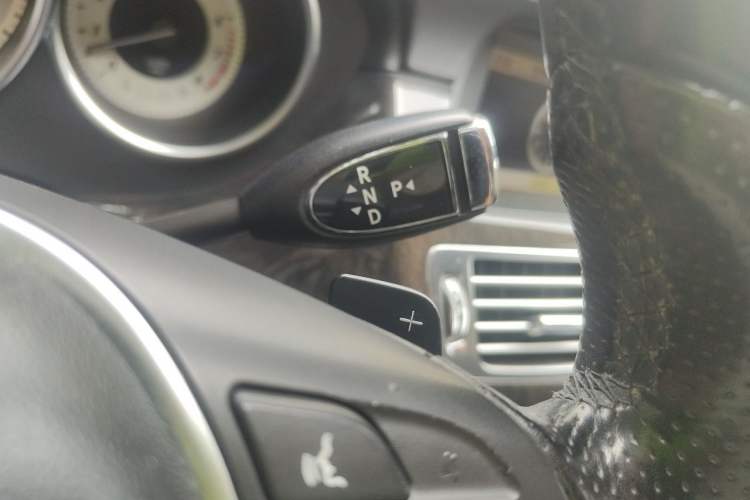 Used Mercedes-Benz CLS 2012 CLS 300 CGI Gear Lever