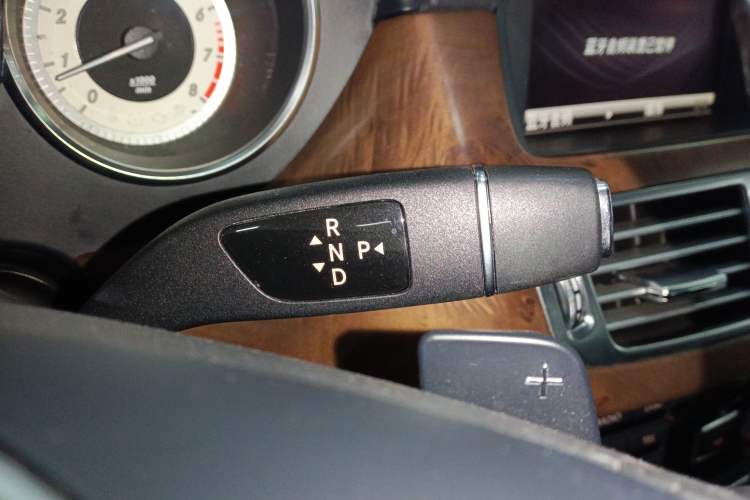 Used Mercedes-Benz CLS 2012 CLS 300 CGI Gear Lever