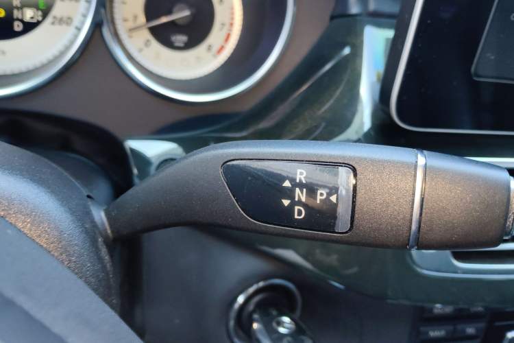 Used Mercedes-Benz CLS 2012 CLS 300 CGI Gear Lever