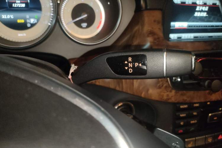 Used Mercedes-Benz CLS 2012 CLS 300 CGI Gear Lever