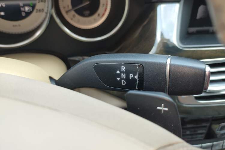Used Mercedes-Benz CLS 2012 CLS 300 CGI Gear Lever