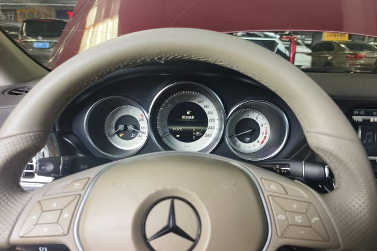Used Mercedes-Benz CLS 2012 CLS 300 CGI Instrument Cluster