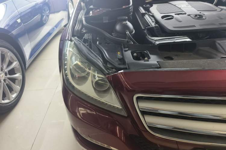 Used Mercedes-Benz CLS 2012 CLS 300 CGI Right Front Headlight