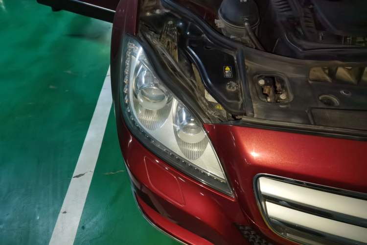 Used Mercedes-Benz CLS 2012 CLS 300 CGI Right Front Headlight