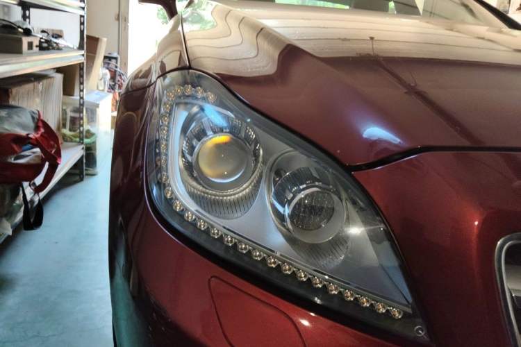 Used Mercedes-Benz CLS 2012 CLS 300 CGI Right Front Headlight