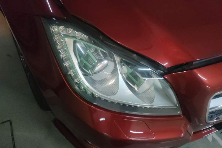 Used Mercedes-Benz CLS 2012 CLS 300 CGI Right Front Headlight
