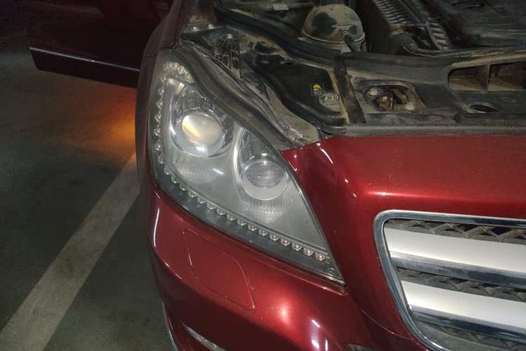 Used Mercedes-Benz CLS 2012 CLS 300 CGI Right Front Headlight