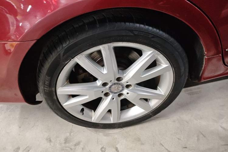 Used Mercedes-Benz CLS 2012 CLS 300 CGI Right Rear Wheel Hub