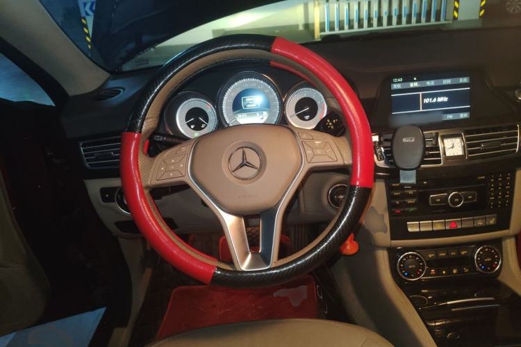 Used Mercedes-Benz CLS 2012 CLS 300 CGI Steering Wheel