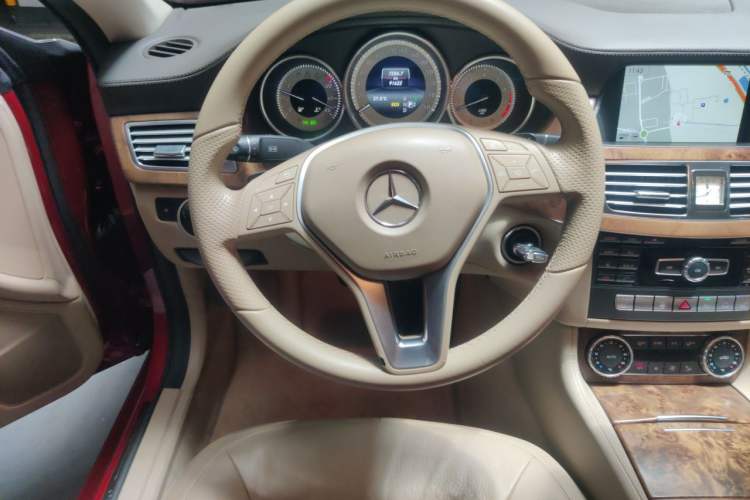 Used Mercedes-Benz CLS 2012 CLS 300 CGI Steering Wheel