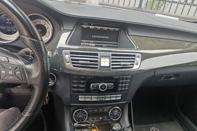 Used Mercedes-Benz CLS 2012 CLS 300 CGI Audio And AC Panel