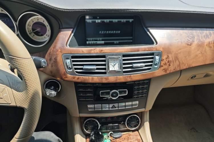 Used Mercedes-Benz CLS 2012 CLS 300 CGI Audio And AC Panel
