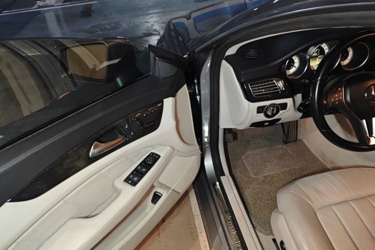 Used Mercedes-Benz CLS 2012 CLS 300 CGI Driver Seat